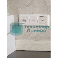 Рамка 3-местная IEK BRITE РУ-3-Бр DECOR 3D-форма белый/белый