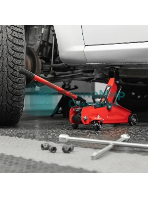 Домкрат гидравлический подкатной MTX 2т, 135-320мм 51082