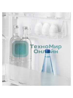 Встраиваемый холодильник Electrolux ENS6TE19S белый (двухкамерный)