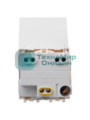 Розетка с крышкой модульная DKC 4400012 2P+E, с з/ш, 