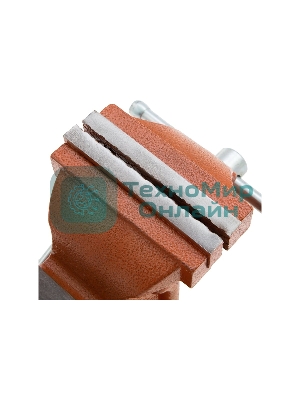 Тиски слесарные Sparta 100мм поворотные с наковальней