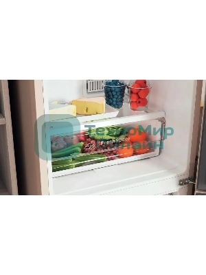 Холодильник Indesit ITR 4200 E бежевый двухкамерный 247/78л морозилка снизу