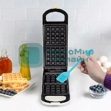 Вафельница Kitfort КТ-1690 700Вт черный/белый