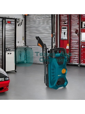 Мойка высокого давления Bort BHR-1700-PRO