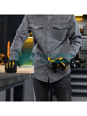 Молоток кровельщика Denzel 600 г, цельнокованый, боек с магнитом, двухкомп. обрезин. рук-ка