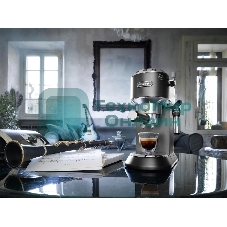 Кофеваркa рожковая DeLonghi EC 685 BK черный, исп. кофе - молотый/чалды, 1.1 л, 1350 Вт, 15 бар