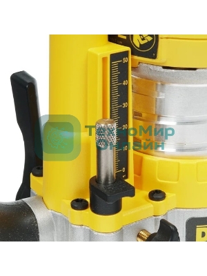 Фрезер DeWalt D26203. 900 Вт,16000-27000 об/мин,ход-55 мм