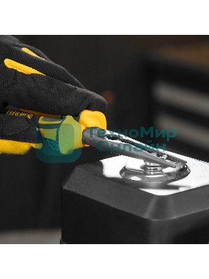 Длинногубцы прямые Denzel 205 мм, трехкомпонентные рукоятки