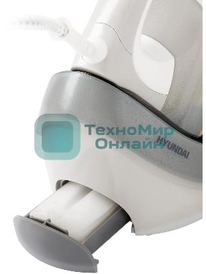 Парогенератор Hyundai H-SSP2600 2600Вт белый/серебристый