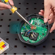 Паяльник Deli DL8820 (60 Вт, диапазон температур 200-450 С с шагом 50 град.)