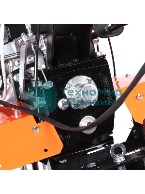 Мотоблок дизельный PATRIOT BOSTON 12DE 12 л,с; эл. Стартер: 12V; фрезы: 1350 mm; коробка передач 2 вперед+ 1 назад