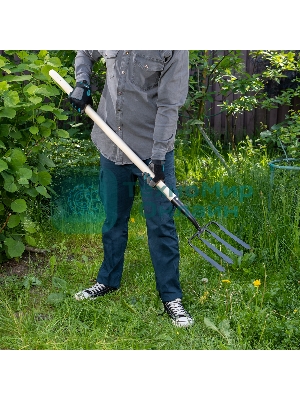 Вилы копальные 4-х рогие, 190x220 мм, широкий зуб, удлиненная тулейка, без черенка (АРТИ)