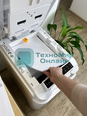 Шредер Heleos АП37-5 белый/белый с автоподачей (секр.P-5) фрагменты 220лист. 37лтр. скрепки скобы пл.карты