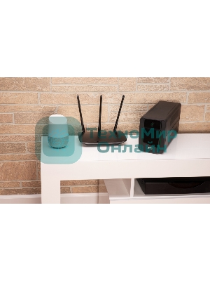 Источник бесперебойного питания APC Back-UPS BX950MI-GR 520Вт 950ВА черный