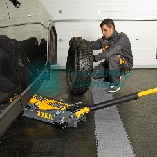 Домкрат гидравлический подкатной Denzel 2/3 т, 98-770 мм, быстрый подъем, низ. подхват, проф, SUV