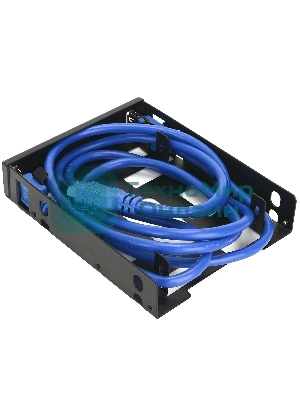 Панель с двумя портами USB 3.0 в слот 3.5 компьютерного корпуса и слот 2x2.5 CMU3-B3