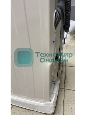 (Поврежденный товар) Стиральная машина LG F2V5HS9B бежевый 7кг [См.описание!]