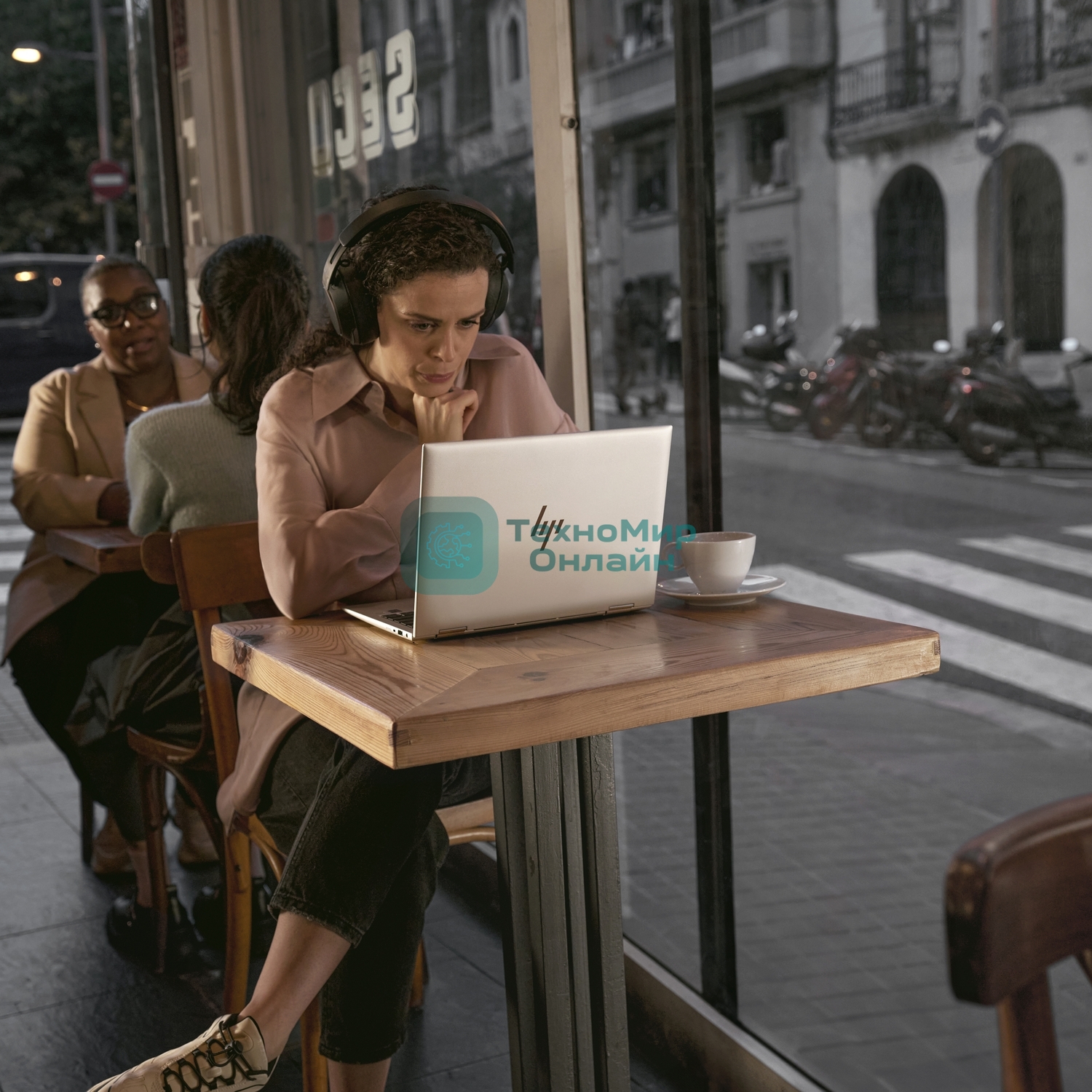 Ноутбук HP EliteBook 640 G11 14