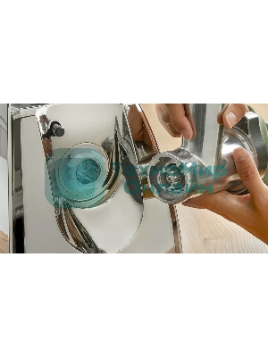 Мясорубка электрическая Bosch MFW67440 черный, 2000 Вт, 3.5 кг/мин, реверс, защита от перегрузки, насадки - 7