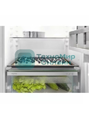 Встраиваемый холодильник Liebherr ICf 5103-22 001 белый двухкамерный 182/80л