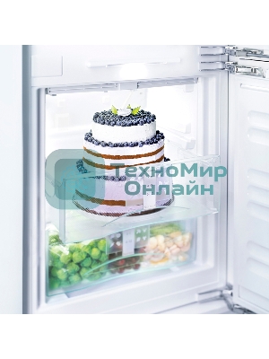 Холодильник Liebherr CUE 3331-26 001 белый двухкамерный 212/84л морозилка снизу