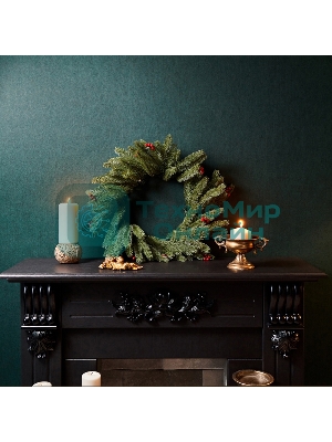 Еловый венок с ягодами Neon-night Ø 45 см, литой