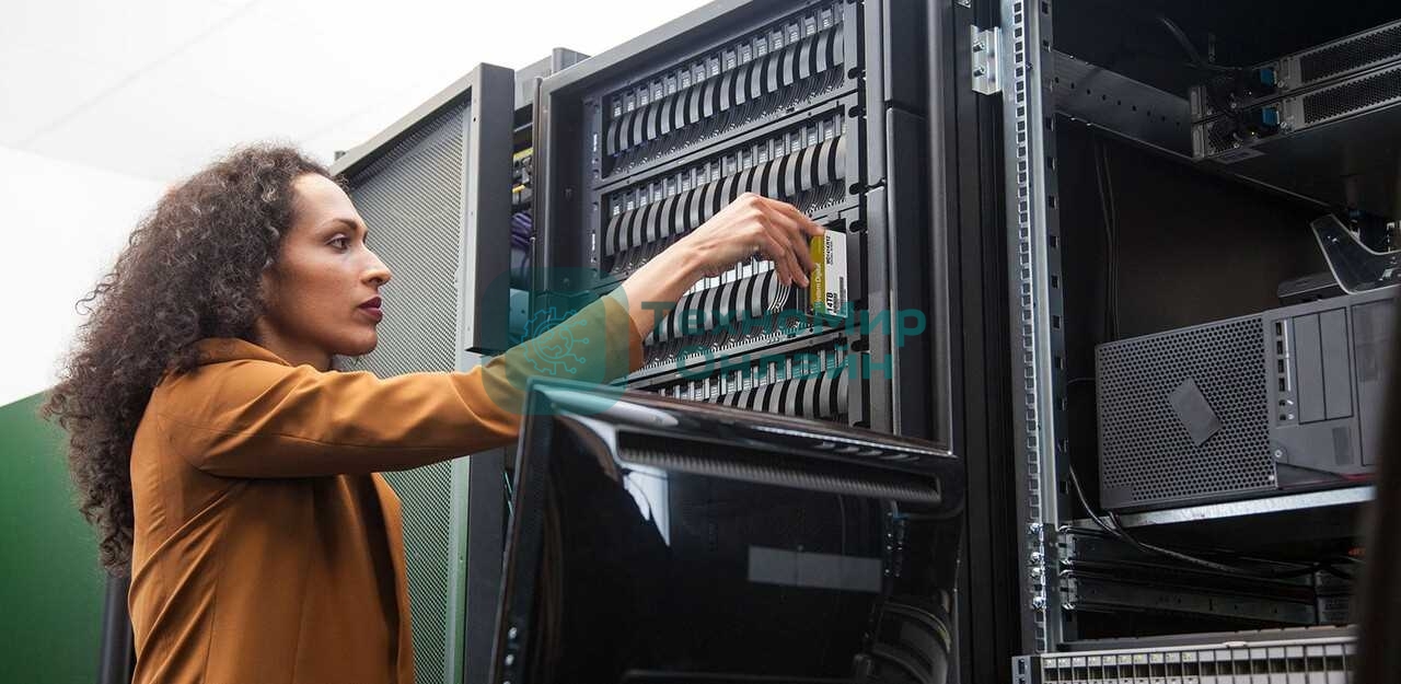 Жесткий диск Western Digital SATA 18Tb 7200RPM 6Gb/S 512MB GOLD WD181KRYZ