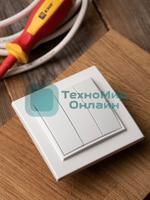 Выключатель 3-кл. СП Минск 10А белый Basic EKF ERV10-024-10