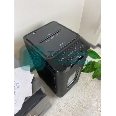 Шредер Heleos АП55-4 черный с автоподачей (секр.P-4) фрагменты 400лист. 55лтр. скрепки скобы пл.карты