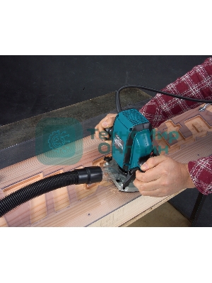 Фрезер Makita RP0900K 900Вт,27000об\м,ход-35мм,цанга-6\8мм,2.7кг,чем