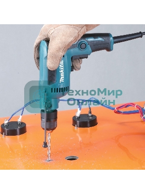 Дрель-шуруповерт сетевая Makita DP2011 370Вт,БЗП-6.5мм,0-4200об\м,1.1кг,кор