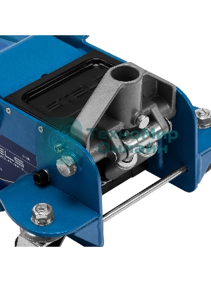 Домкрат Stels 51135 гидравлический подкатной быстрый подъем 3.5т low profile quick lift 100-565 мм