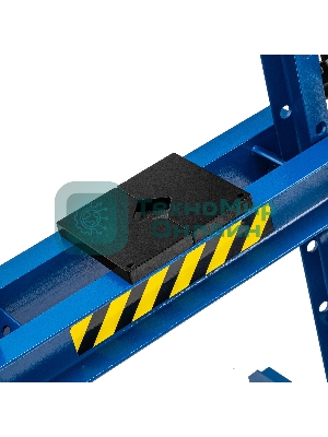 Пресс гидравлический с манометром и педалью Stels 12 т (комплект из 2 частей)