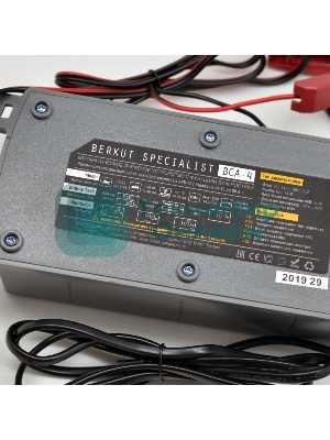 Зарядное устройство Berkut BCA-4