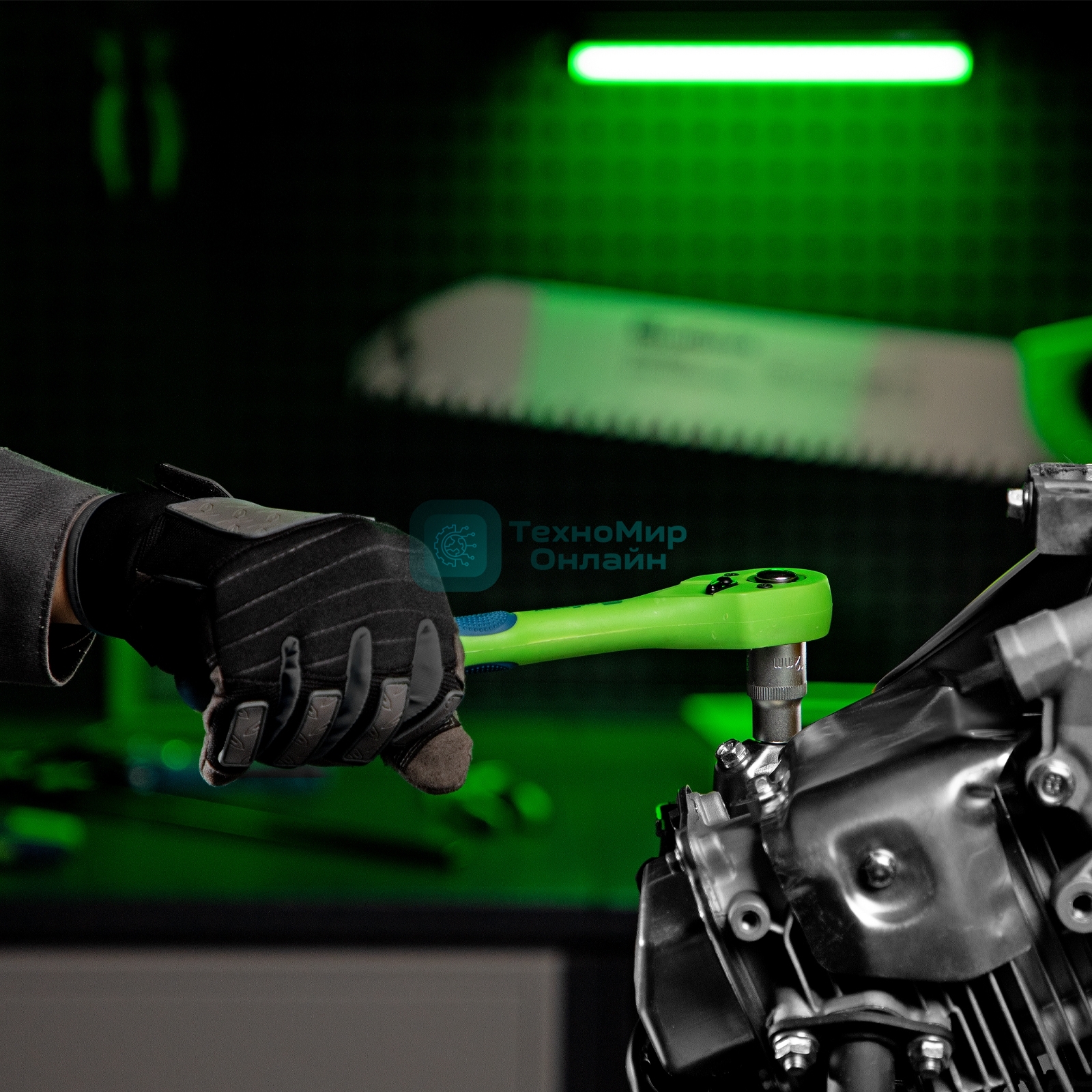 Ключ трещотка Сибртех двухкомпонентная рукоятка 1/2