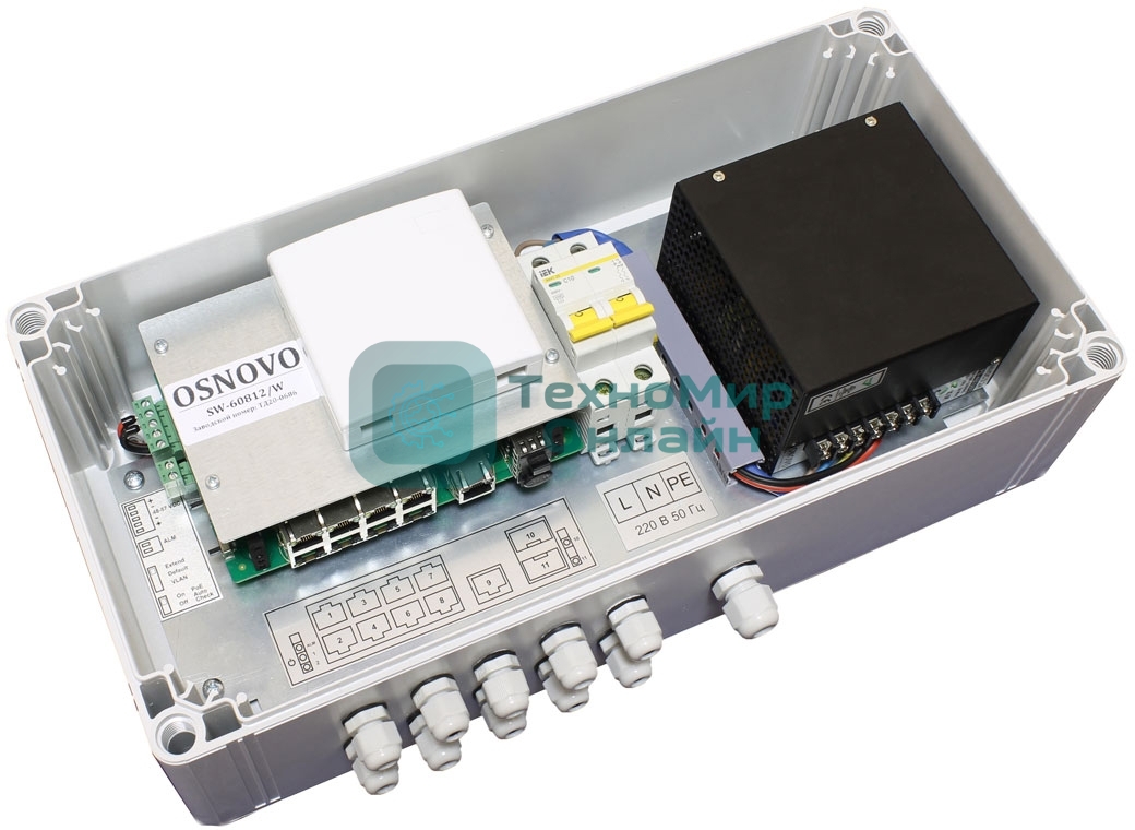Уличный PoE коммутатор OSNOVO SW-60812/W - на 11 портов. Встроенная грозозащита. Соответствует стандартам PoE IEEE 802.3af/at/bt. Автоматическое определение PoE устройств. Суммарная мощность PoE до 240W. В комплекте оптическая розетка.