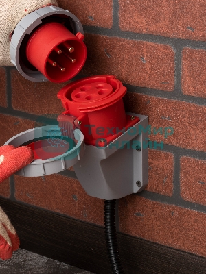 Розетка стационарная наружная 1252 3Р+РЕ+N 32А 380В IP67 PROxima EKF ps-1252-32-380