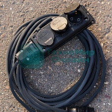 Удлинитель-шнур Rexant КГ 3х1.5, 10 м, 3 гнезда, морозостойкий, с/з, 16 А, 3500 Вт, IP44 (Сделано в России)