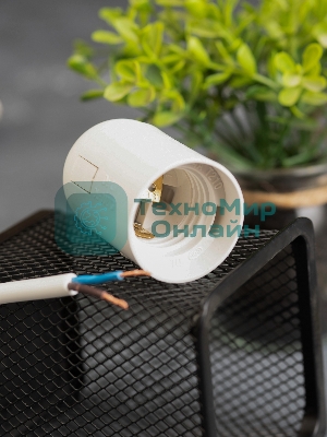 Патрон Е27 пластиковый подвесной термостойкий пластик бел. PROxima