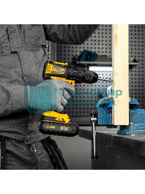 Тиски Россия слесарные,80 мм,поворотные 18662