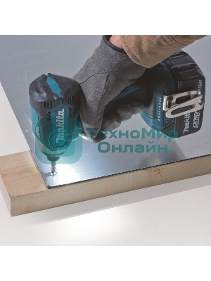 Гайковерт аккумуляторный Makita DTD153Zб\щет 18в li-ion 0-3400об\м 6-ти гр1\4'' 1.3кг б\ак з\у