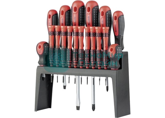 Набор отверток Matrix fusion на подвесной полке 18шт crv